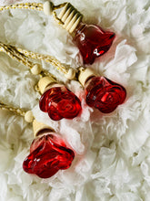 Load image into Gallery viewer, Red/Clear Car Rose Diffuser