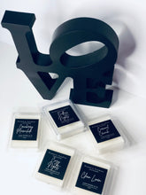 Load image into Gallery viewer, Classic Clamshell Melts (6 Cubes)
